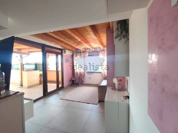 appartamento in vendita a Sermoneta in zona Carrara