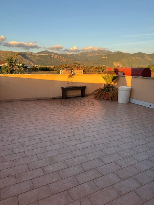 casa indipendente in vendita a Sermoneta in zona Doganella