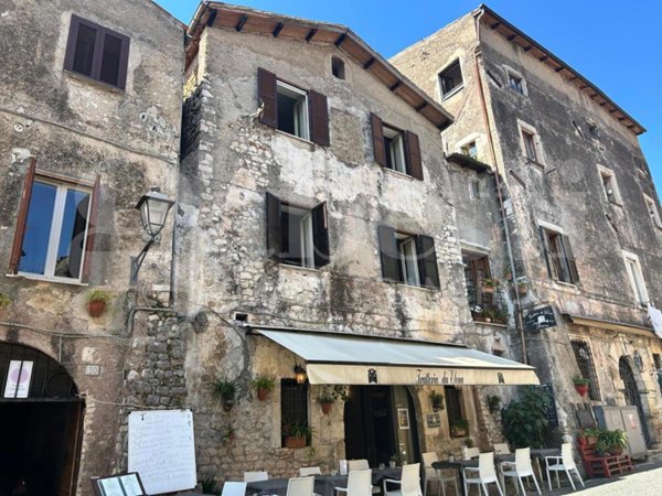 appartamento in vendita a Sermoneta
