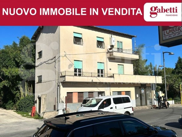 appartamento in vendita a Sermoneta in zona Ponte Nuovo