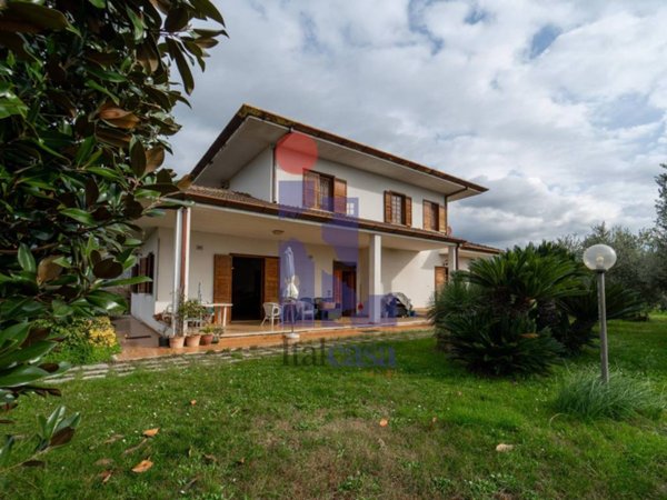 casa indipendente in vendita a Sermoneta