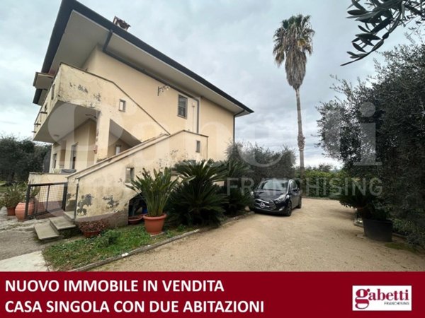 casa indipendente in vendita a Sermoneta