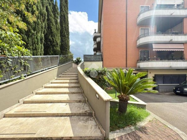 appartamento in vendita a Sermoneta in zona Ponte Nuovo