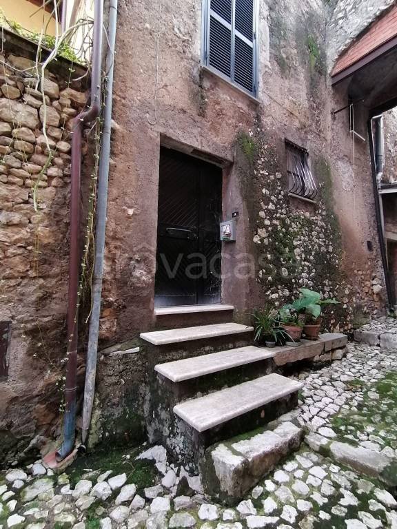 appartamento in vendita a Sermoneta