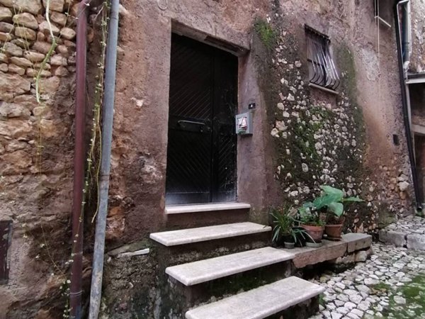 appartamento in vendita a Sermoneta