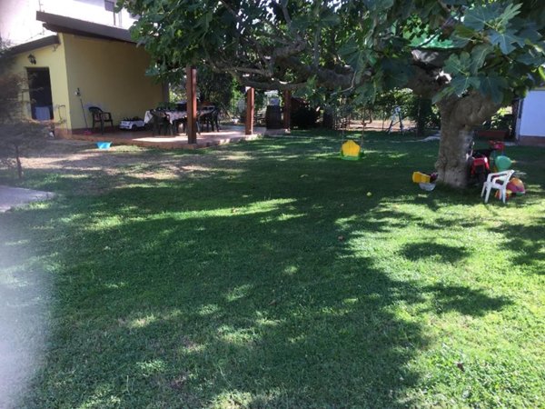 casa indipendente in vendita a Sermoneta in zona Doganella