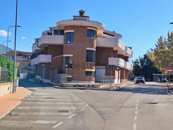appartamento in vendita a Sermoneta in zona Ponte Nuovo