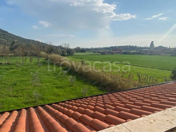 appartamento in vendita a Sermoneta in zona Monticchio
