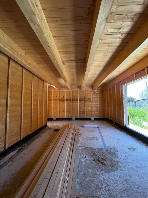 casa indipendente in vendita a Sermoneta in zona Sermoneta Scalo