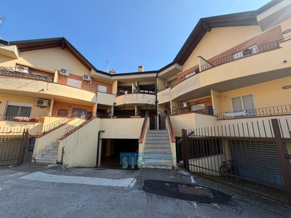 appartamento in vendita a Sermoneta in zona Monticchio