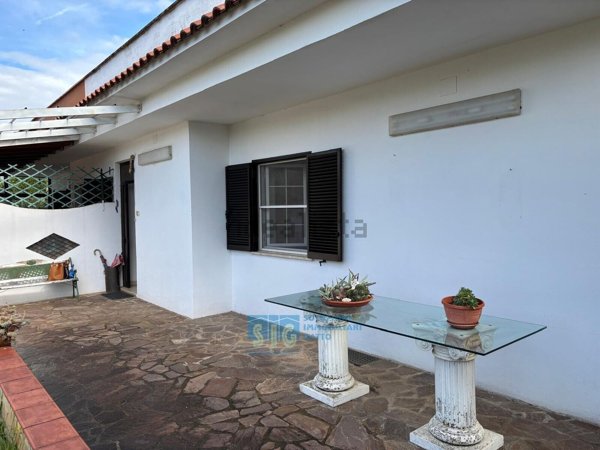 casa indipendente in vendita a Sermoneta in zona Doganella