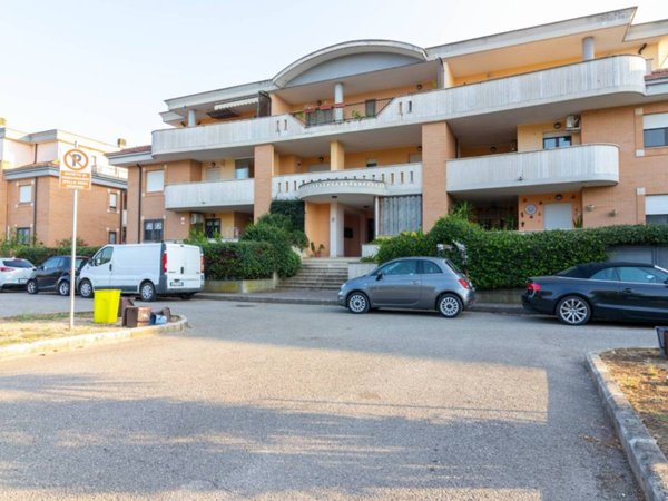 appartamento in vendita a Sermoneta in zona Doganella
