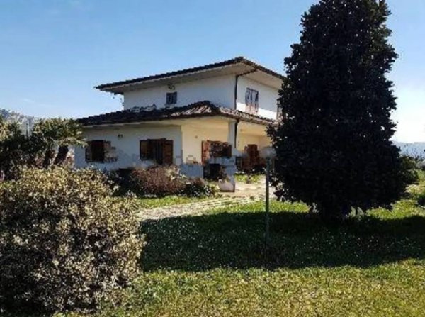casa indipendente in vendita a Sermoneta in zona Doganella