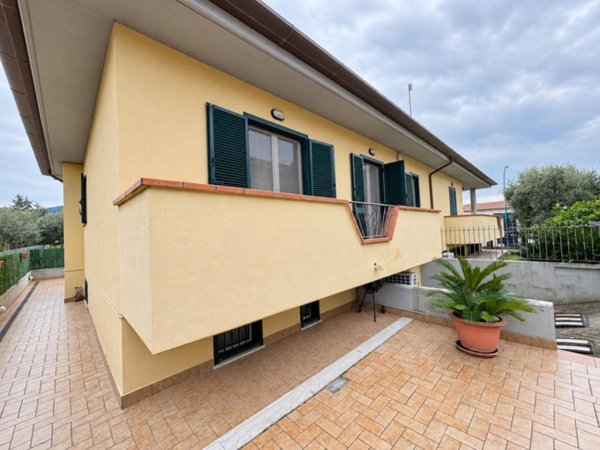 casa indipendente in vendita a Sermoneta in zona Sermoneta Scalo
