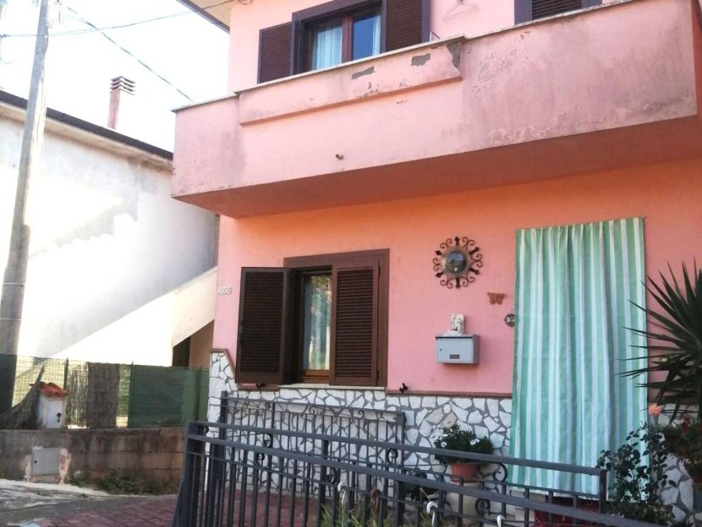 casa indipendente in vendita a Sezze