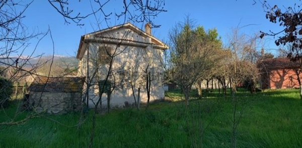casa indipendente in vendita a Sezze