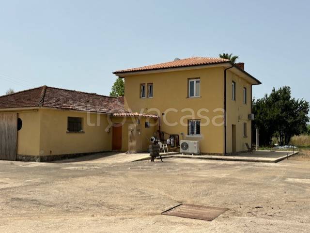 casa indipendente in vendita a Sezze