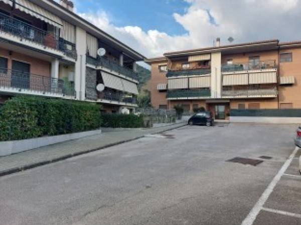 appartamento in vendita a Sezze in zona Sezze Scalo
