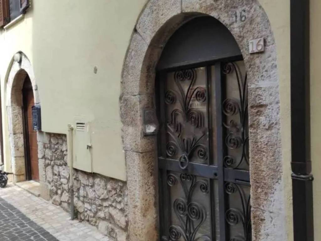 casa indipendente in vendita a Sezze