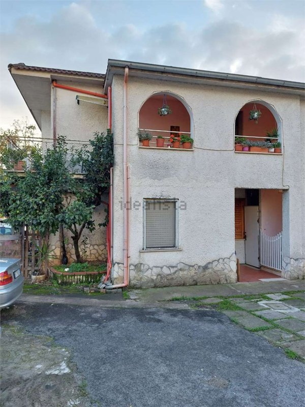 casa semindipendente in vendita a Sezze in zona Colli