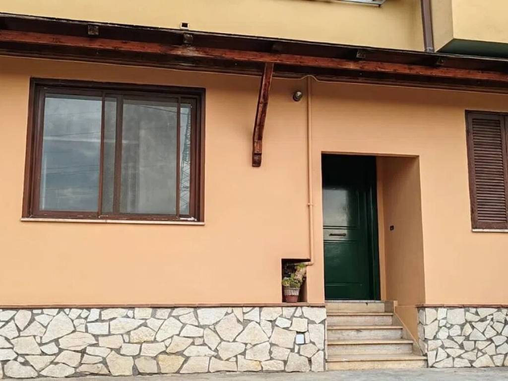 appartamento in vendita a Sezze in zona Sezze Scalo