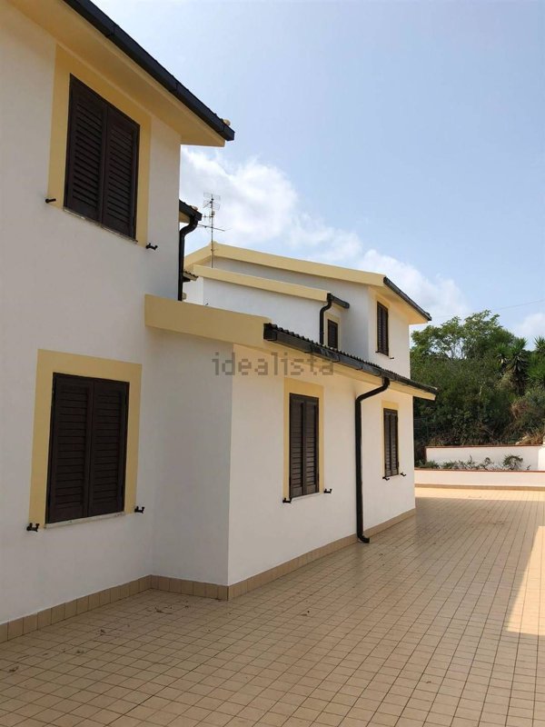 casa indipendente in vendita a Sezze