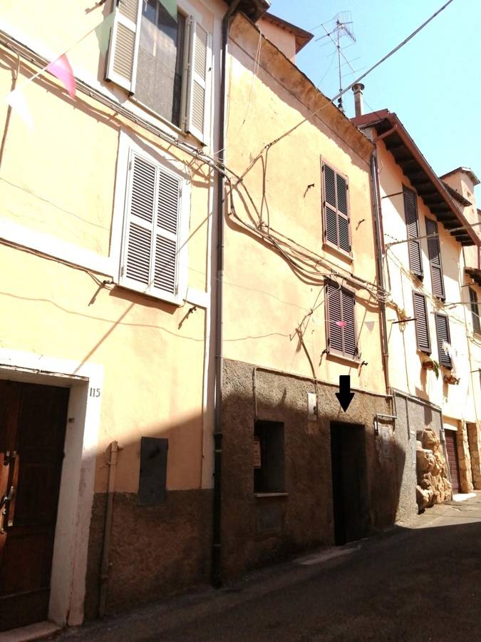 casa indipendente in vendita a Sezze