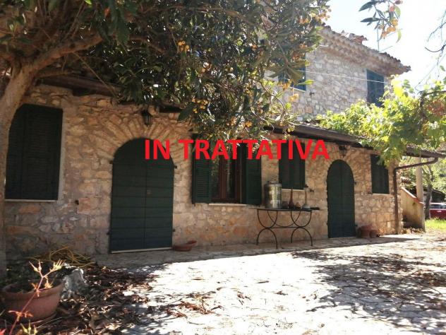 casa indipendente in vendita a Sezze