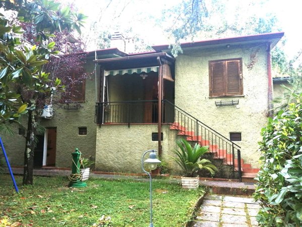 casa indipendente in vendita a Sezze