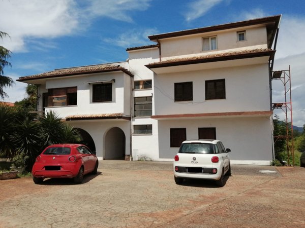 casa indipendente in vendita a Sezze