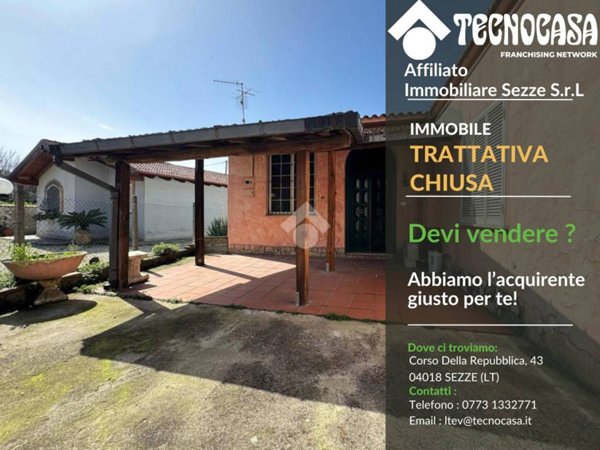 casa indipendente in vendita a Sezze in zona Suso