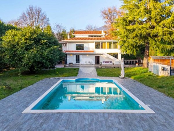 casa indipendente in vendita a Sezze in zona Suso