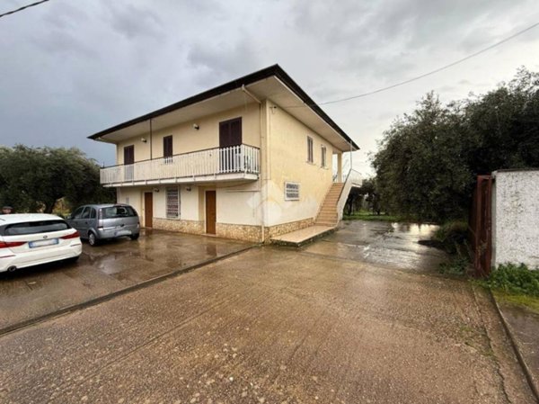casa indipendente in vendita a Sezze in zona Sezze Scalo