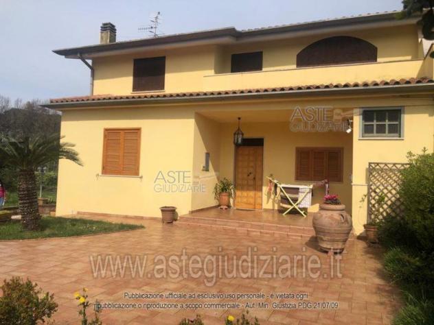 casa indipendente in vendita a Sezze in zona Colli