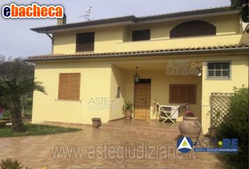 casa indipendente in vendita a Sezze in zona Colli