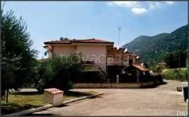 casa indipendente in vendita a Sezze