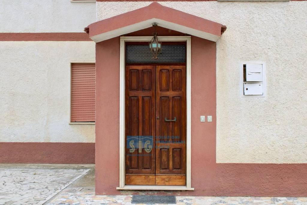 casa indipendente in vendita a Sezze in zona Ceriara