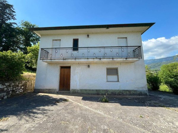casa indipendente in vendita a Sezze