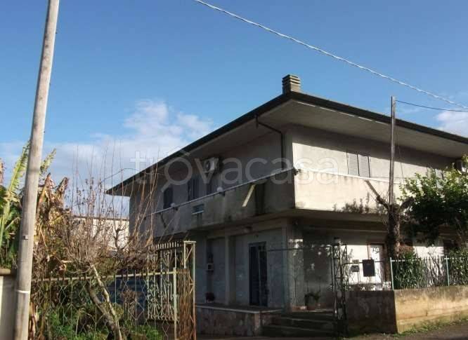 appartamento in vendita a Sezze in zona Foresta