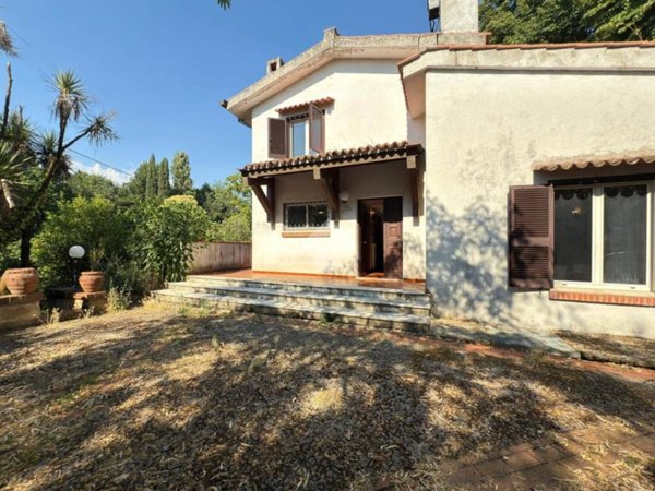 casa indipendente in vendita a Sezze in zona Suso