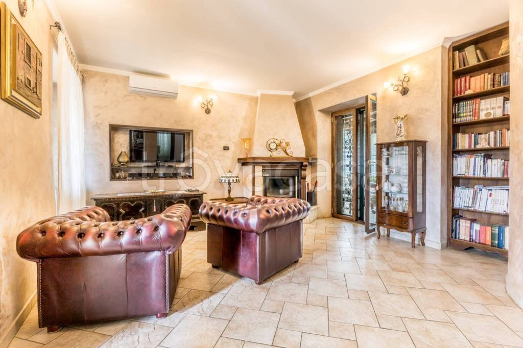 casa indipendente in vendita a Sezze