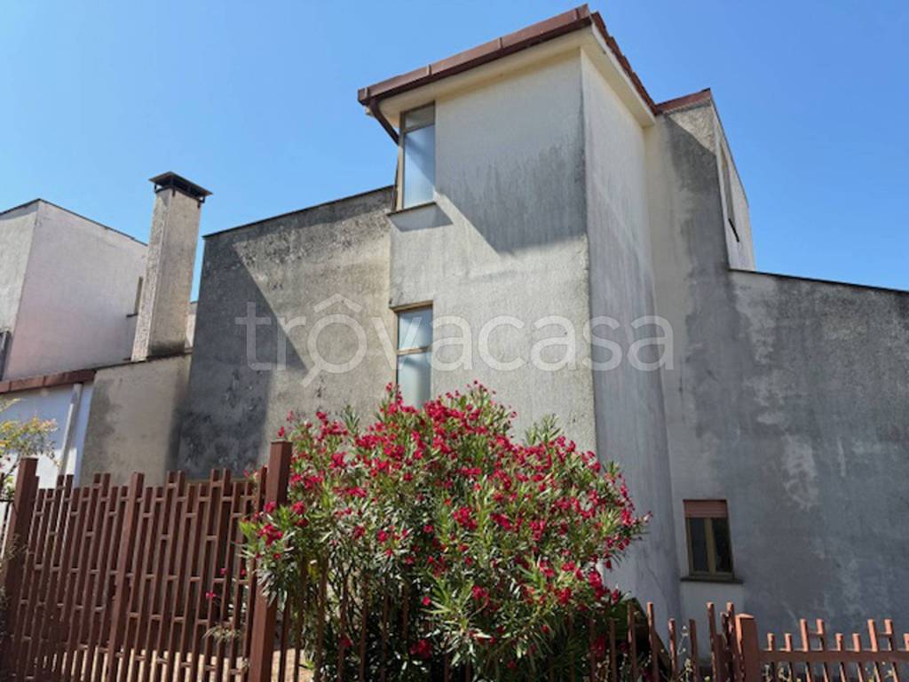 casa indipendente in vendita a Sezze
