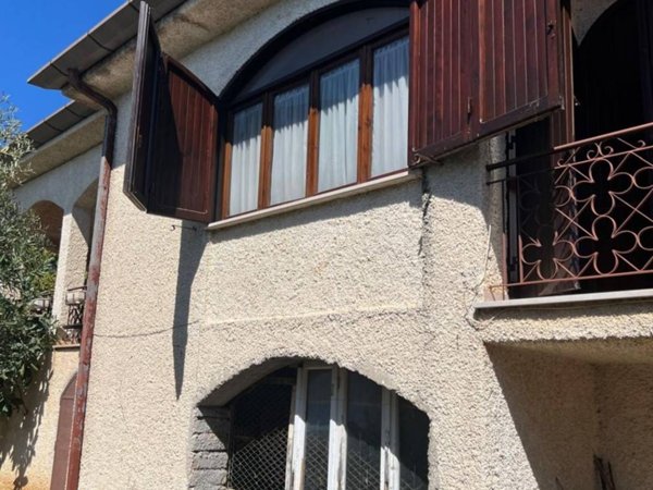 casa indipendente in vendita a Sezze