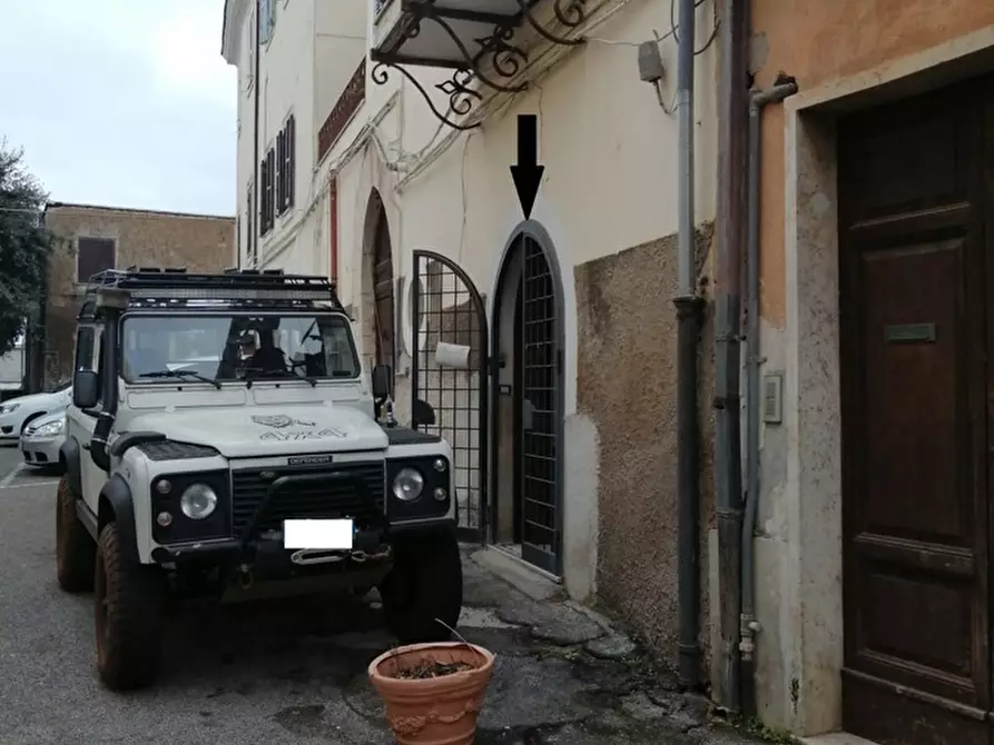 locale commerciale in vendita a Sezze