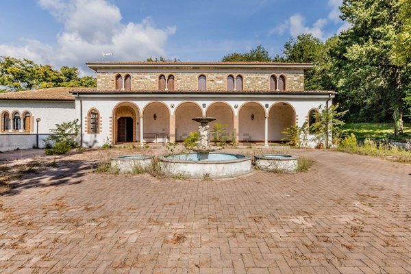 casa indipendente in vendita a Sezze