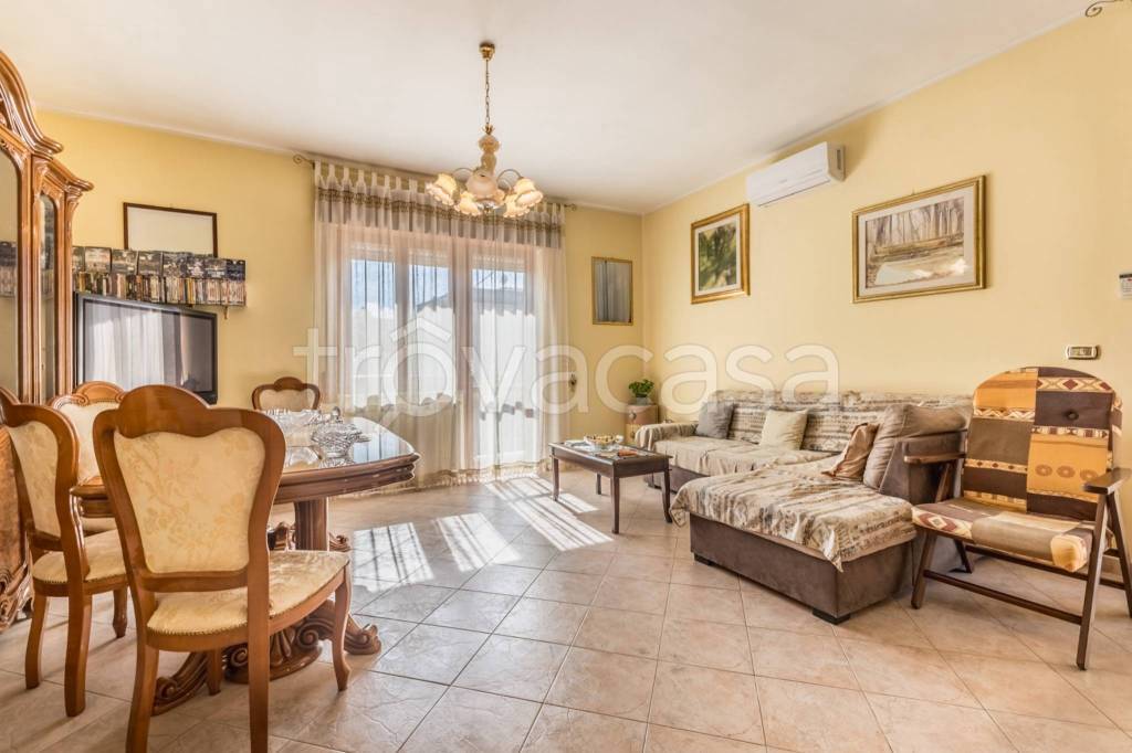 casa indipendente in vendita a Sezze