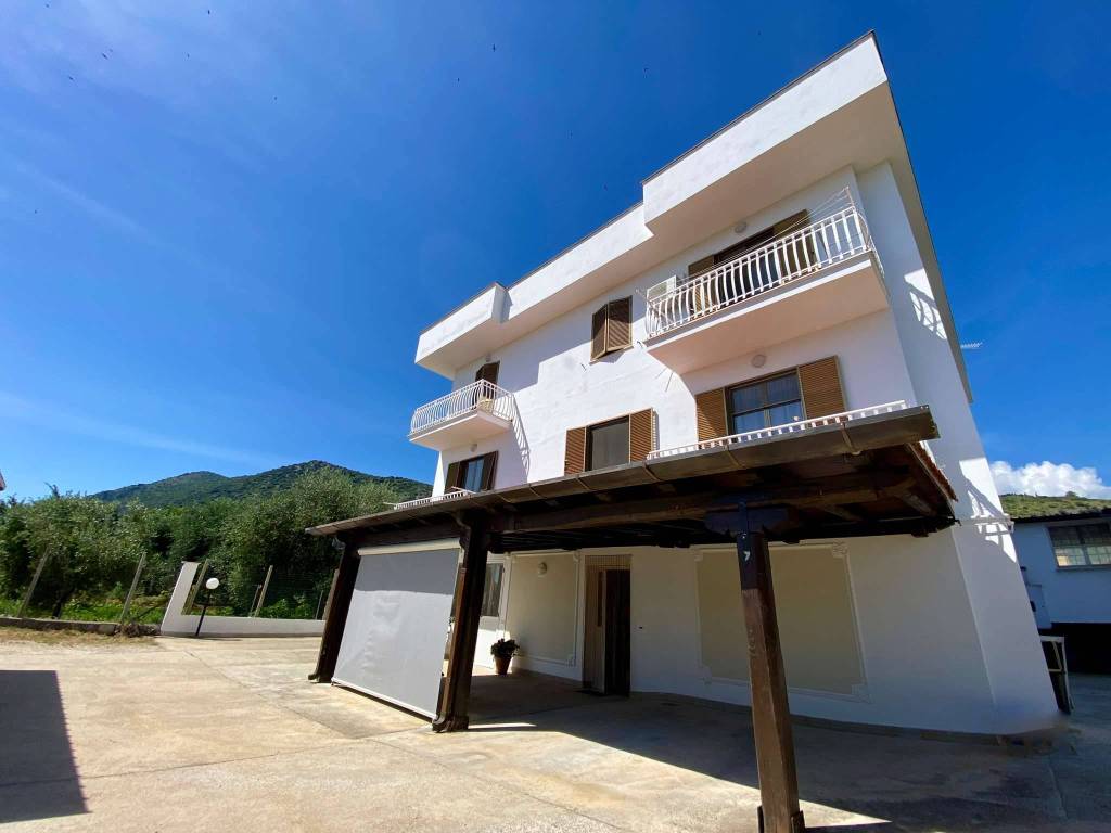 appartamento in vendita a Sezze in zona Sezze Scalo