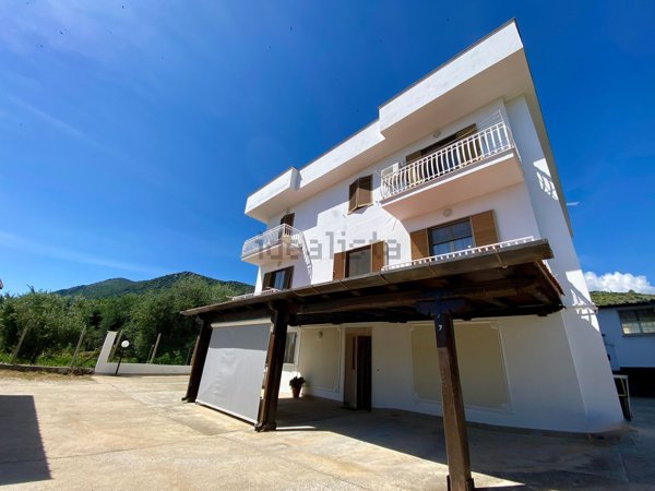 appartamento in vendita a Sezze in zona Sezze Scalo