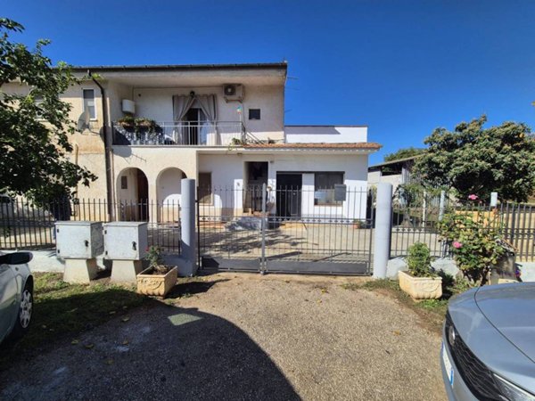 casa indipendente in vendita a Sezze in zona Sezze Scalo