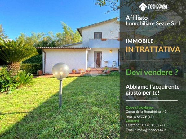 casa indipendente in vendita a Sezze in zona Colli